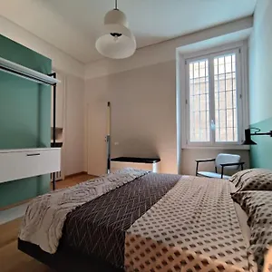  Apartment Darsena Italy