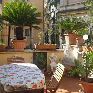 2mg: Con Terrazzo Nel Cuore Di Roma! Roma